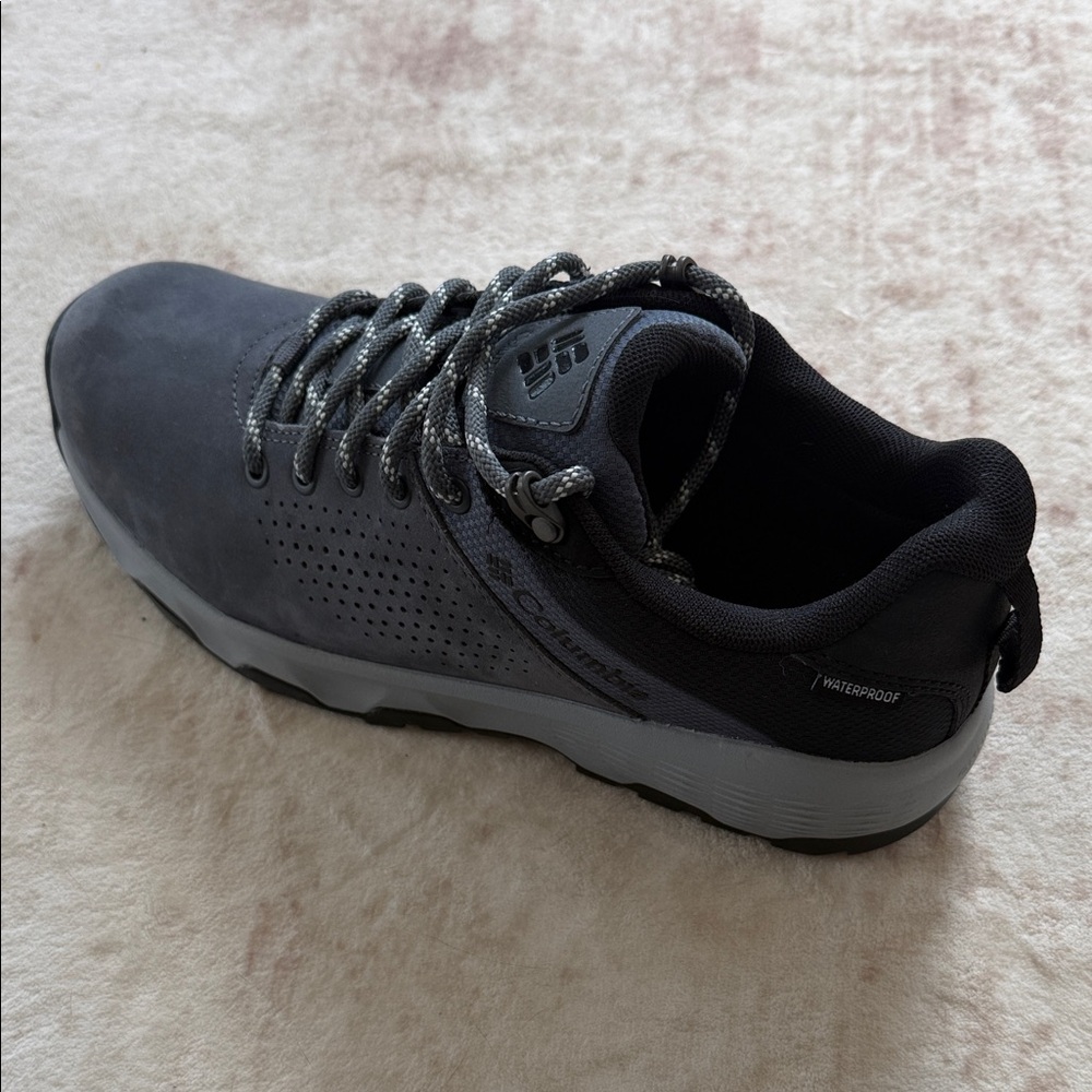 Columbia Women's Newton Nimble Leather SINGLE LEFT SHOE Size 9